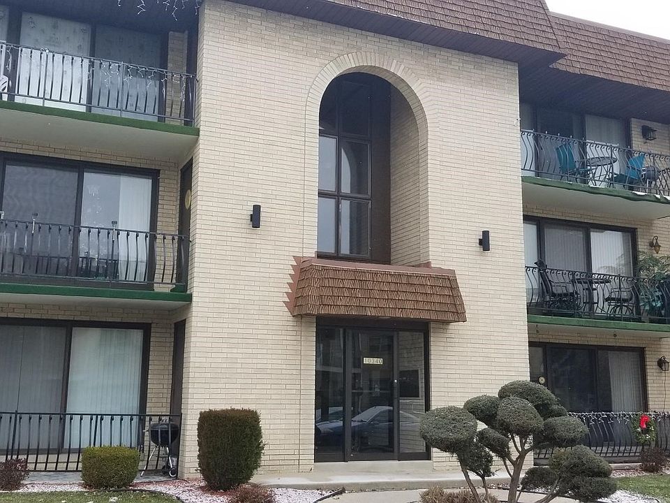 1st image of 10336 S Keating Ave #303