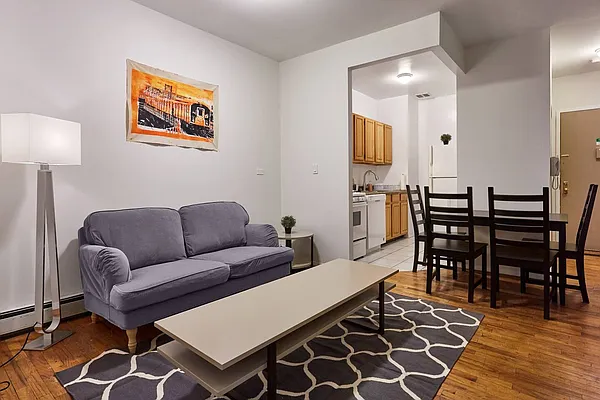 Rented by Owner | media 9