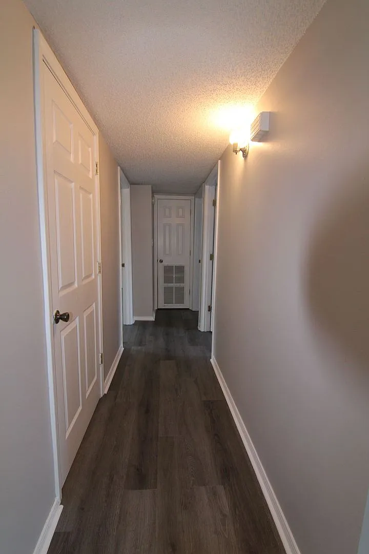 6305 Jacksonville Cutoff — Photo 2