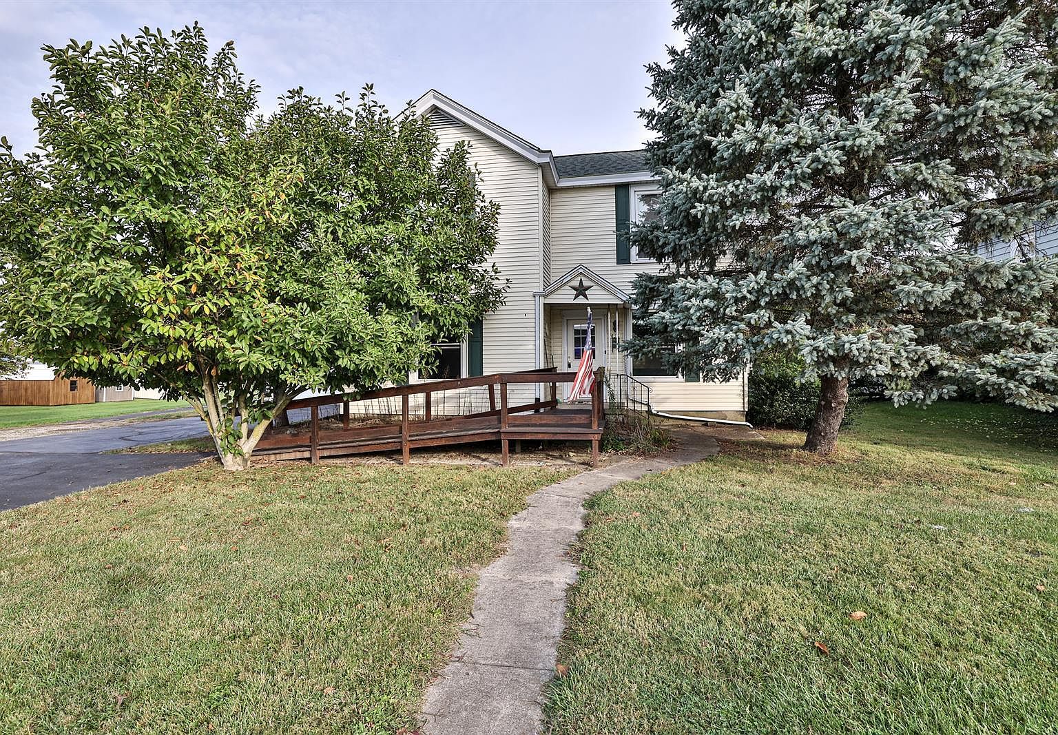 656 W Main St, Blanchester, OH 45107 MLS 1785722 Zillow