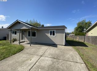 1926 G St, Springfield, OR 97477