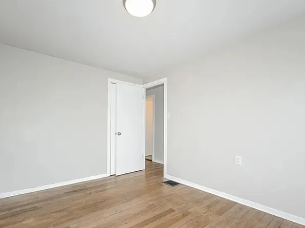 (undisclosed Address), Coraopolis, PA 15108