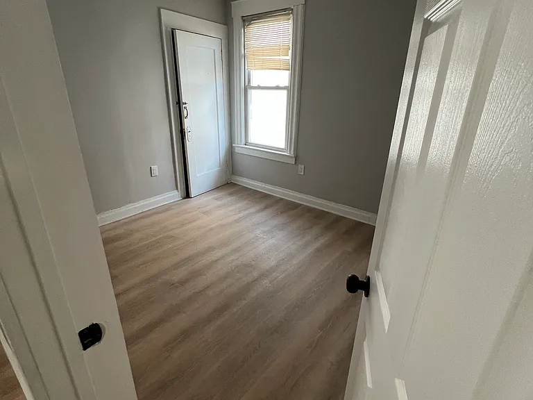 456 Norwood St #2 — Photo 4