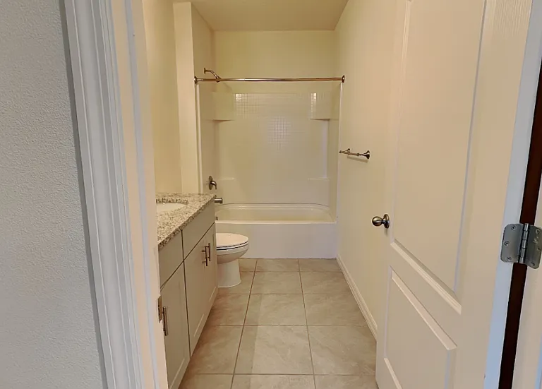 230 Meghan Cir — Photo 9