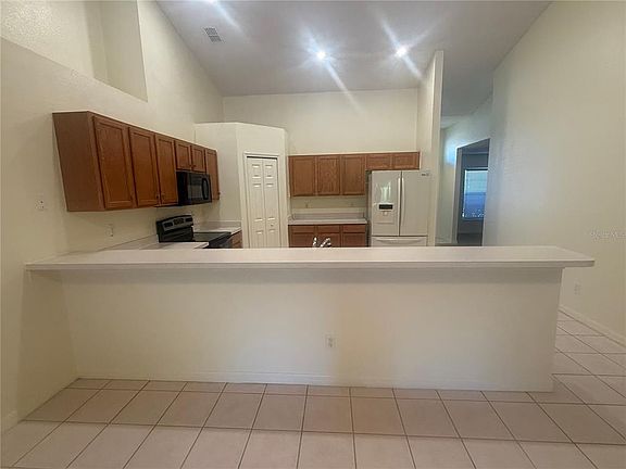 2nd image of 542 Timber Run Ln
