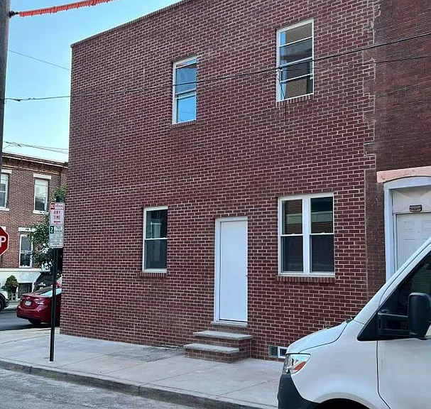 1815 Tasker st — Photo 1