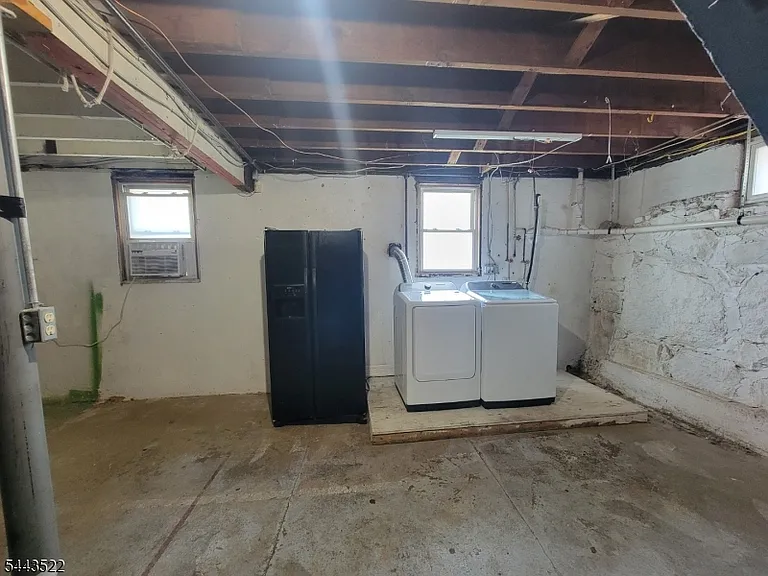 59 Troy Rd — Photo 15