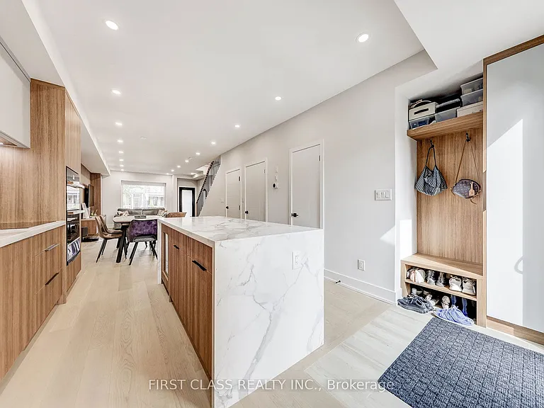 431 Roxton Rd — Photo 8