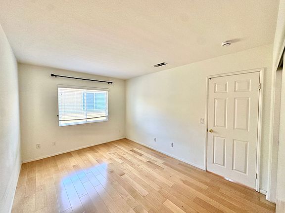4th image of 10422 Scripps Poway Pkwy Unit 101