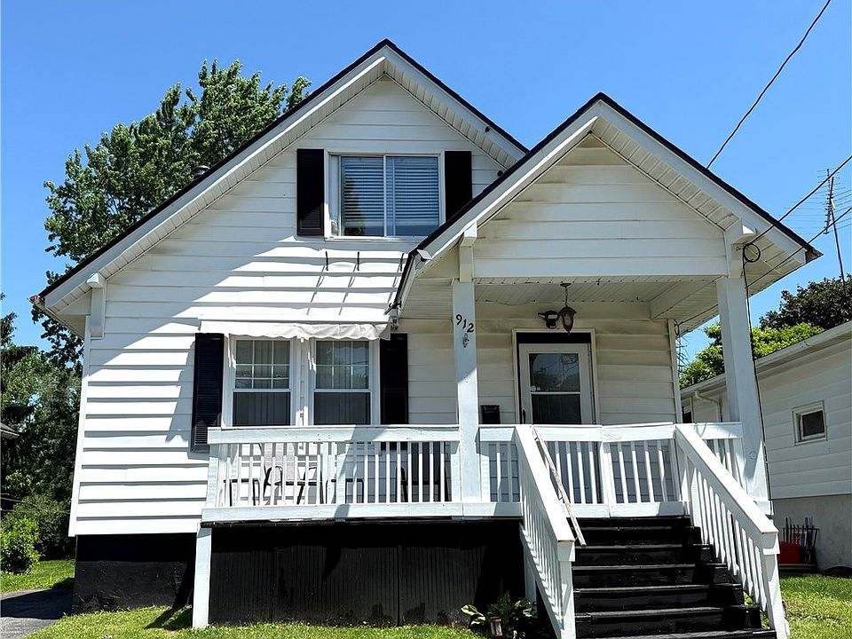 1st image of 912 Symonds Pl