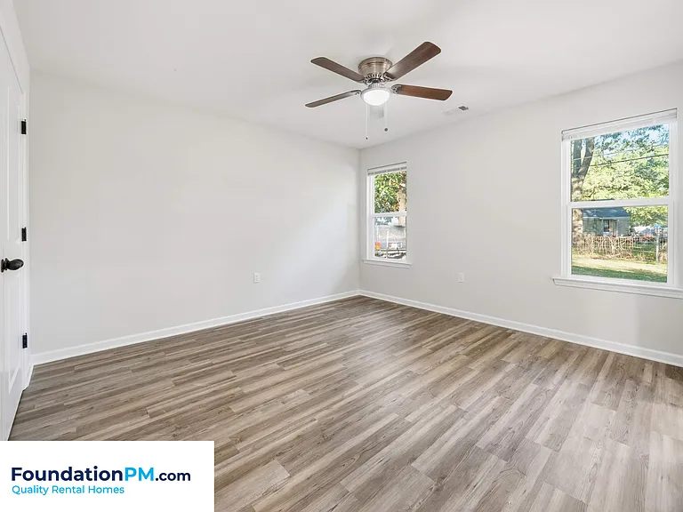 1398 E Barton Ave — Photo 9
