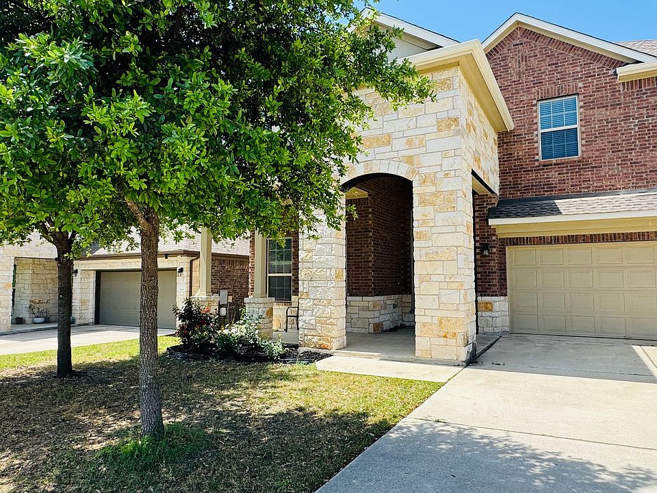 1st image of 2437 Merton Dr
