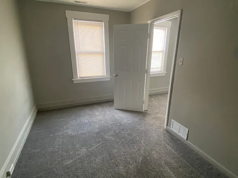 4435 State Rd — Photo 9