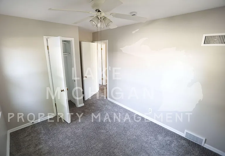 1141 Blanchard St SW — Photo 10