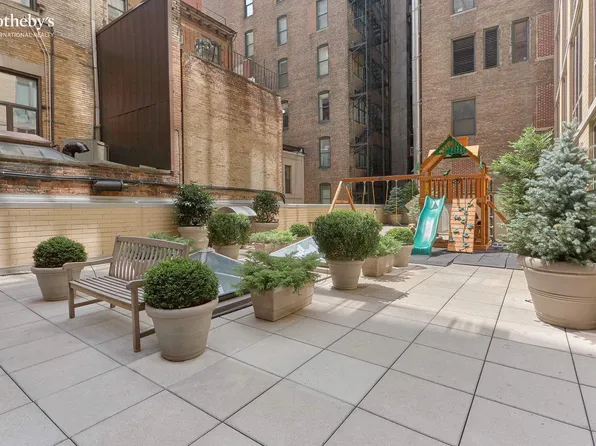 4 West 21st Street 10D image 14 of 14