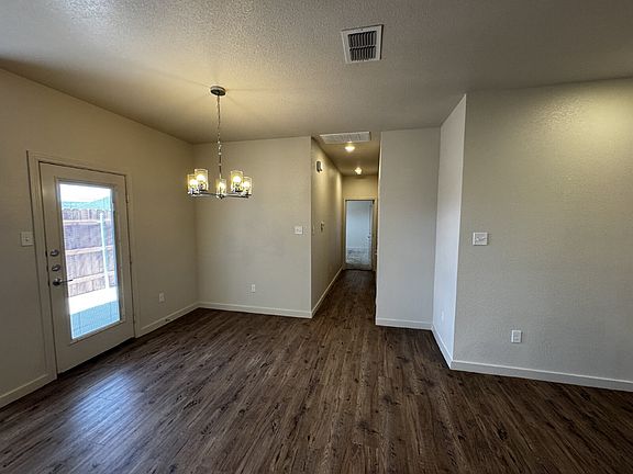 3rd image of 10917 Abbeville Ave