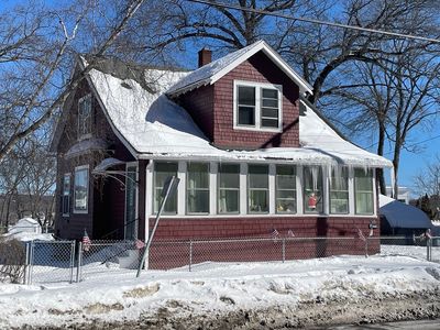 365 Lake Ave, Worcester, MA, 01604