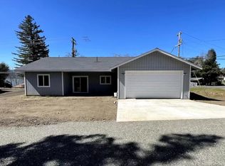 14006 Lakeshore Dr, Clearlake, CA