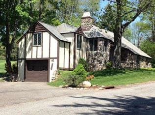 463 W Shore Trl, Sparta, NJ 07871