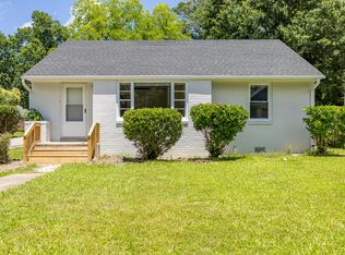 605 E Montgomery St, Henderson, NC 27536
