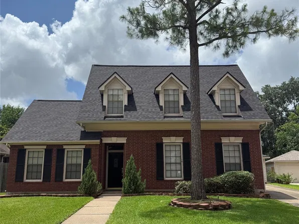 973 Southern Pass Ct, Houston, TX 77062
