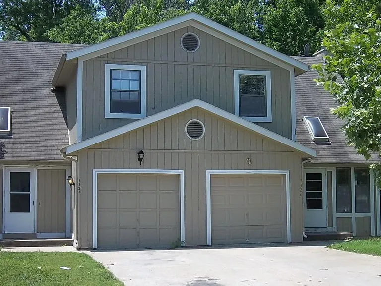 7324 N Liberty St — Photo 1