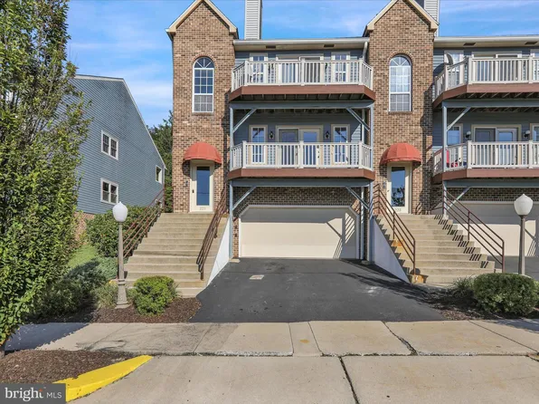 225 N 14th St, Reading, PA 19604