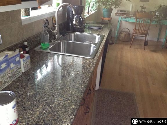 3rd image of 645 Bonnie Brae St