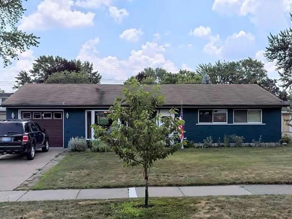 1st image of 36425 Joanne St #1