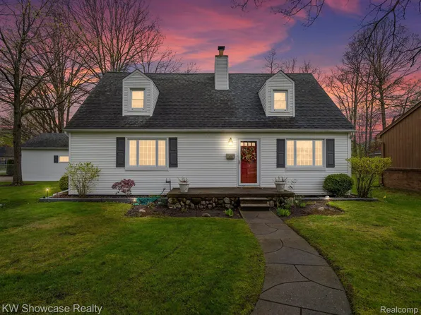426 Redruth Ave, Clawson, MI 48017