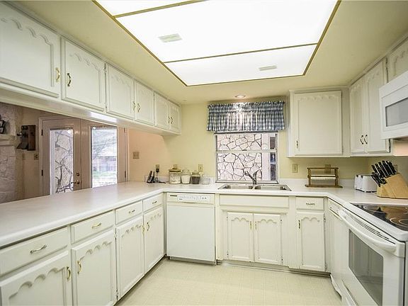 4th image of 6306 Asphodel Ct