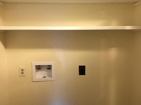 3rd image of 8115 Farmlea Cir