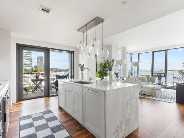 300 Pier 4 Blvd Unit 2C, Boston, MA 02210