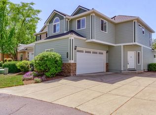 330 Meadow Dr, Ashland, OR