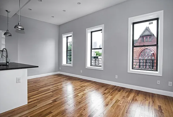 Rented by Ivey North LLC | media 22