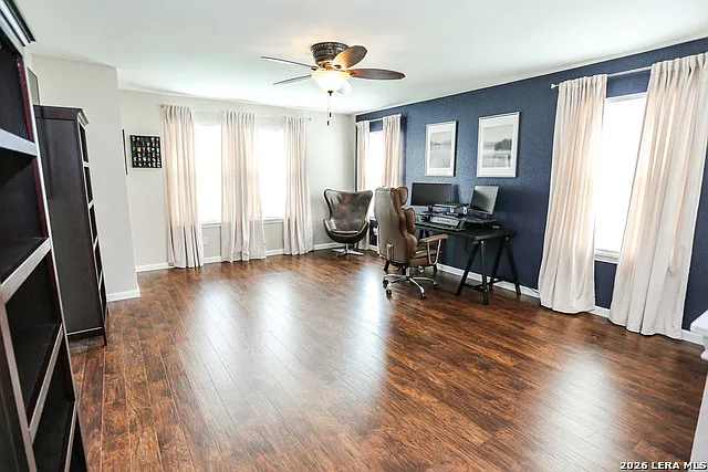 4215 Klein Mdws — Photo 31