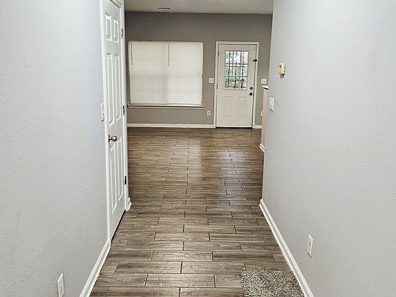 2nd image of 375 Brookview Dr