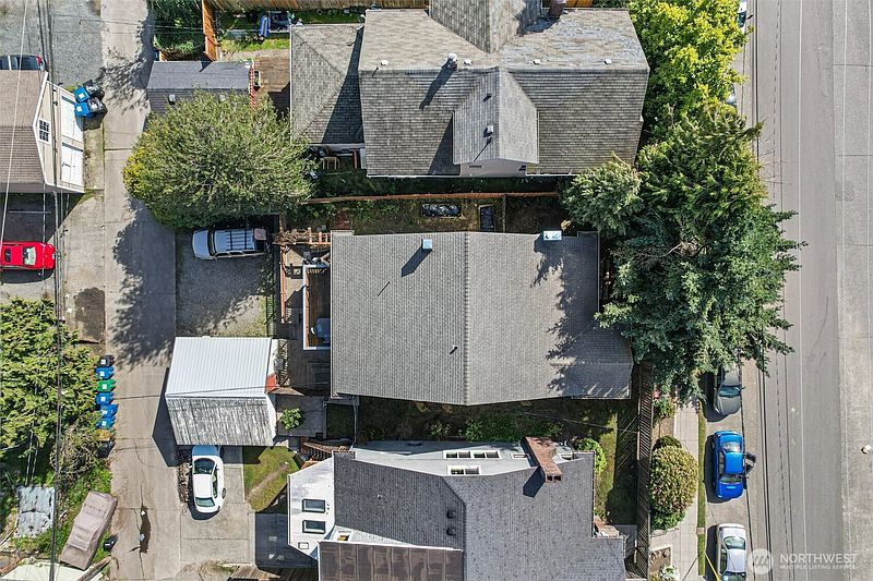 3rd image of 5016 7th Ave Ne