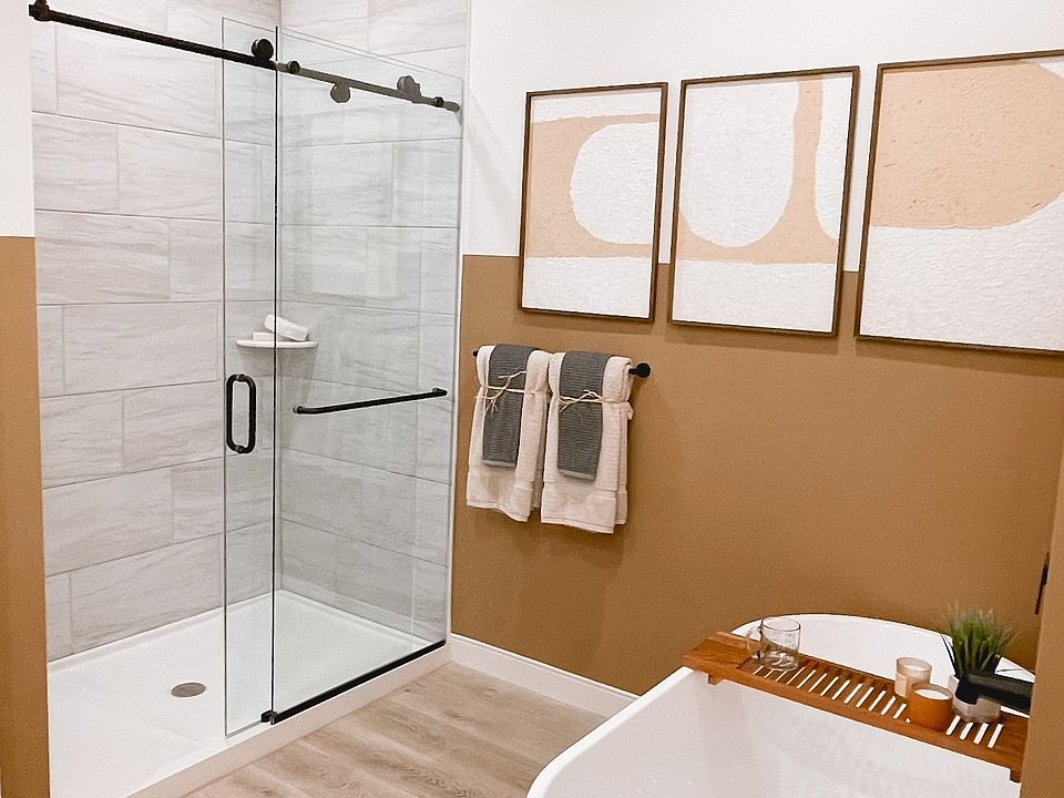 Soaking Tub & Shower in all 2- and 3-Bedroom Units
