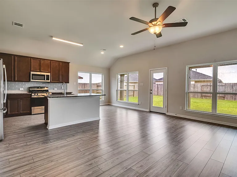 8216 Tourmaline Way — Photo 11