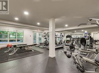 1673 Lloyd Ave #402, North Vancouver, BC