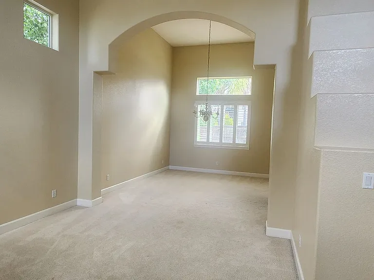 9736 Country Falls Ln — Photo 5
