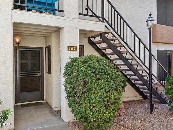2nd image of 16615 E GUNSIGHT Drive #107