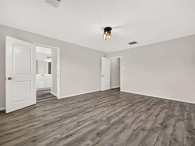 7242 Autumn Bluff Ln — Photo 22