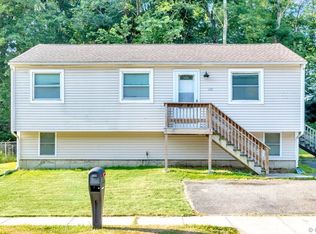 268 Roanoak Ave, Willimantic, CT 06226