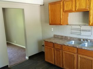 31760 Arenac Ct, Westland, MI 48186