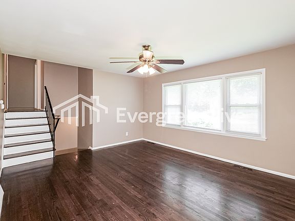 3rd image of 8100 E 91st St