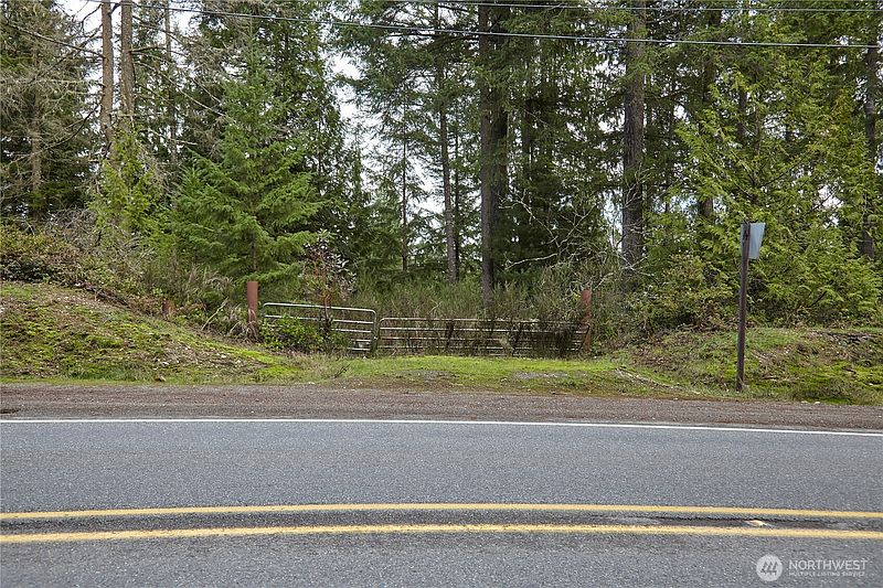 2nd image of 63 XX NW Anderson Hill Road