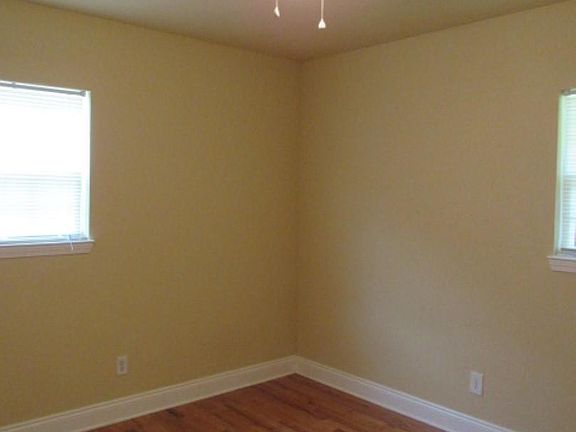 4th image of 5407 Charbar Dr