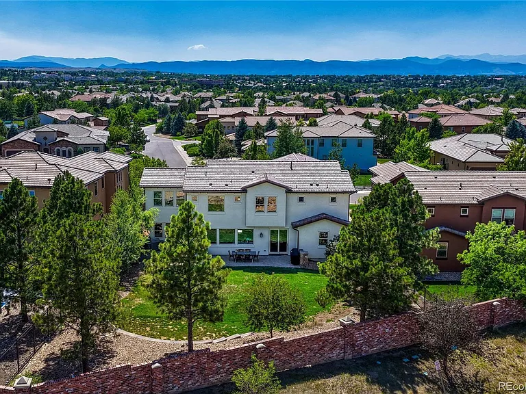 9486 E Winding Hill Ave — Photo 46
